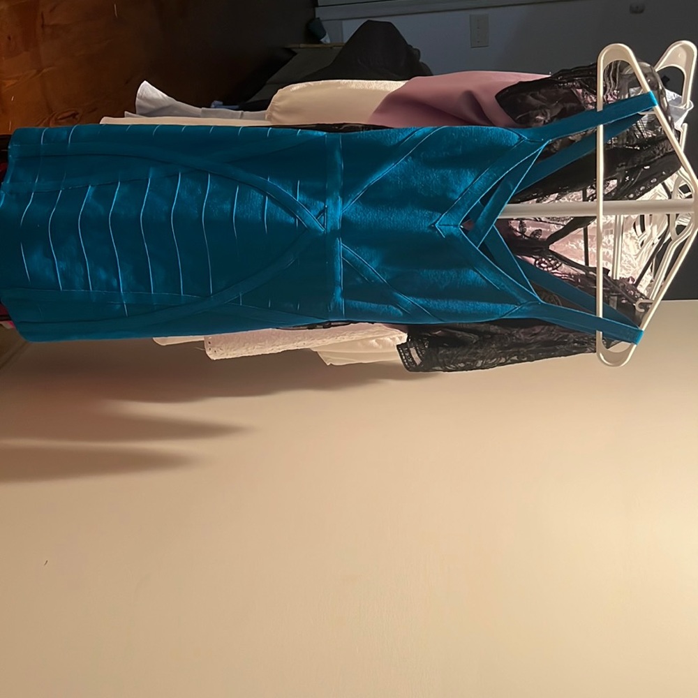 GUESS large teal fitted mini dress